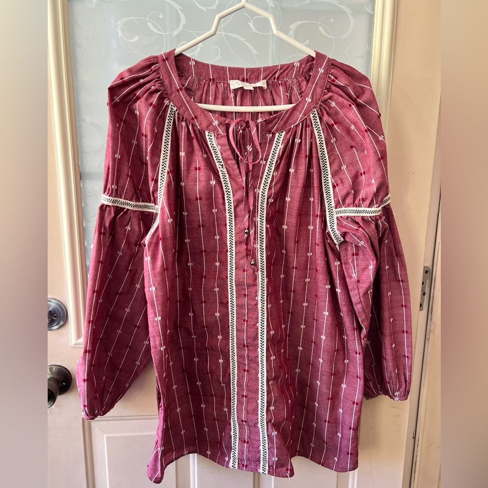 Weekend Suzanne Betro size L red boho tunic top with puffy sleeves, embroidered.